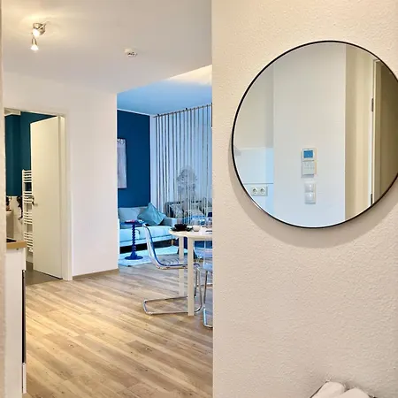 Appartement Picassos Escape Mit Kueche Und Kostenlosem Parkplatz In Mitte! *