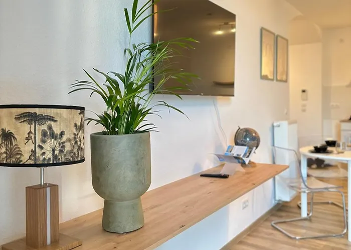 Picassos Escape Mit Küche Und Kostenlosem Parkplatz In Mitte! Apartment *