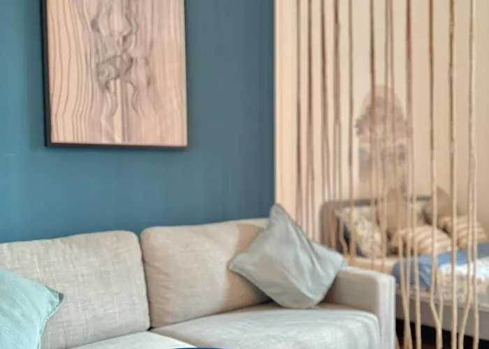 Picassos Escape Mit Kueche Und Kostenlosem Parkplatz In Mitte! Apartamento *